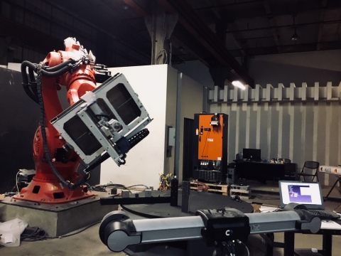 Simulate and Program any industrial robot with RoboDK. More than 30 robot manufacturers supported, such as ABB, Denso, KUKA, Fanuc, UR, Yaskawa, ...
